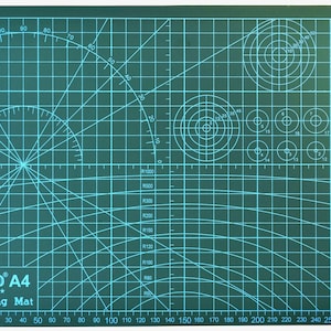 Leathercraft Tool 300x220mm A4 PVC Board Double Sided Cutting Mat, with Grids and Measurements, for Leatherworking and Paper Cutting