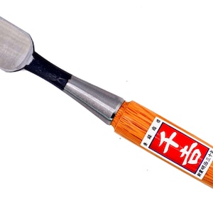Senkichi 24mm Flat Socket Chisel with Yasuki White Paper Steel Blade and Red Oak Handle for Creating Flat Surfaces and Straight Cuts