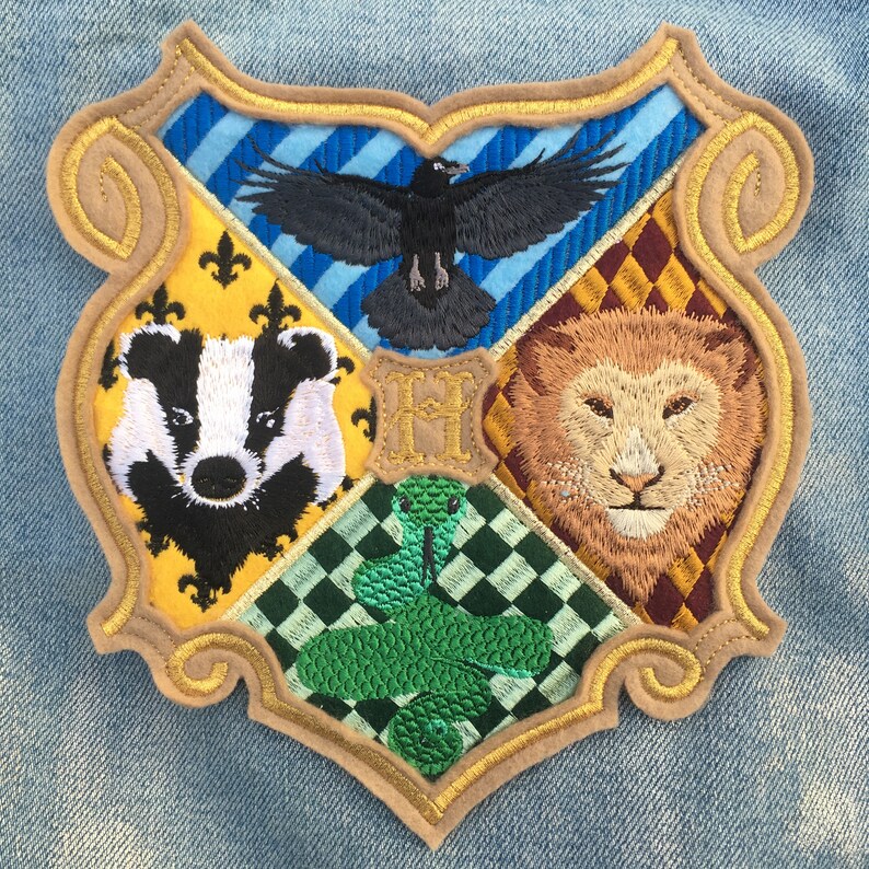Embroidered Patch: Hogwarts Crest Back Patch Harry Potter Hogwarts Emblem