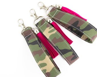 camo croc keychain