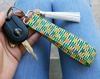Teal with white pineapple key fob