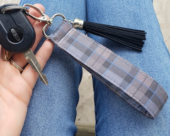 Tartan Plaid Keychain | Celtic Sassenach Gifts for Women | Jamie Fraser Key Fob | Gifts for TVshow Fan | Sassenach Wristlet Keyfob