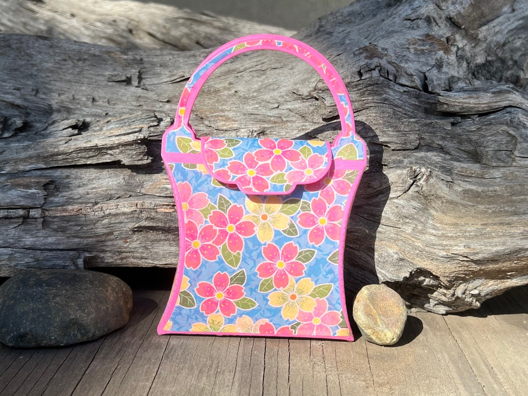 pillow-box-gift-card-holder-gift-card-holder-pop-up-gift-card-holder