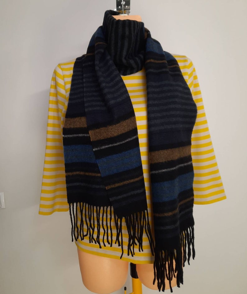 Marja Kurki Finnish Wool scarf. image 3