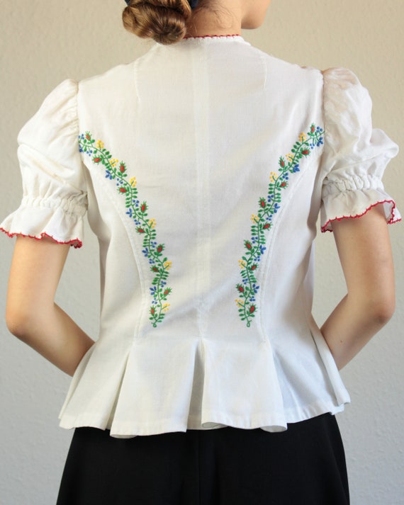Vintage 1970s 70s does 30s White Embroidored Folk… - image 7