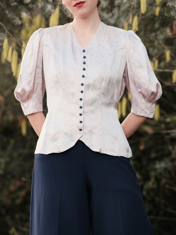 Vintage 1930s 30s Satin Blouse Shirt Top Soft Pas… - image 1