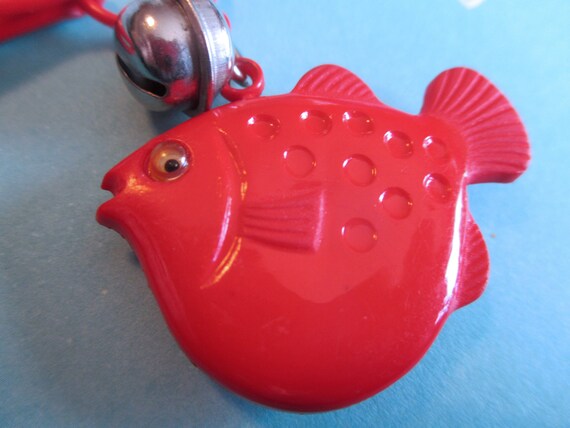 1980s Bell Charm Red Fish with Googly Eye, 80s Pl… - image 3