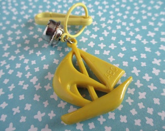 Vintage 1980s Bell Charm Sailboat, Vintage Yellow Plastic Clip Charm, 80s Party Favor