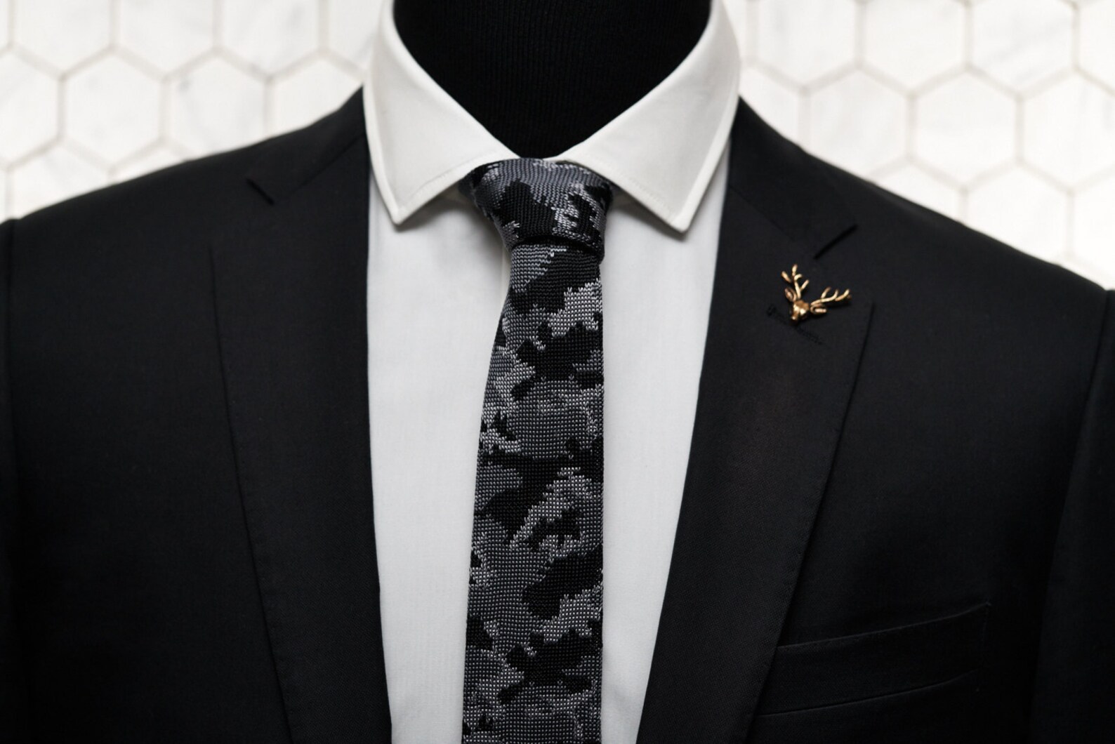 digital camo tie