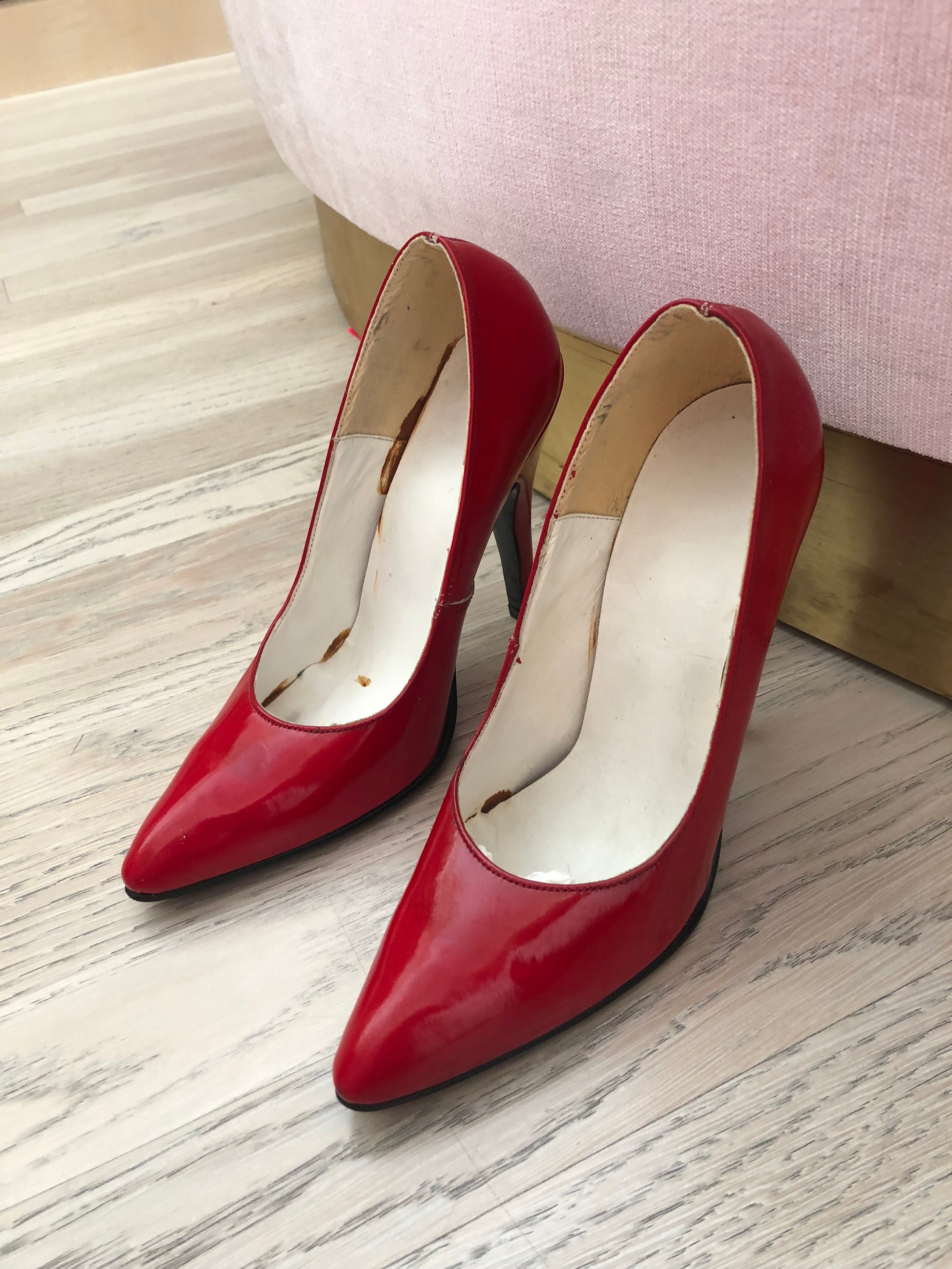 red high heels size 5