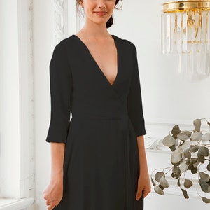 Wickelkleid schwarzes Kleid sexy Kleid schwarzes Kleidchen minimalistisches Kleid Bild 3