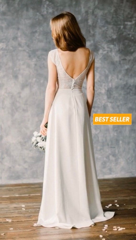 simple bohemian wedding dress
