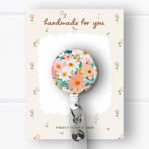 Daisy Badge Reel, Floral Badge Clip, Retractable Badge Reel w/ Alligator Swivel Clip