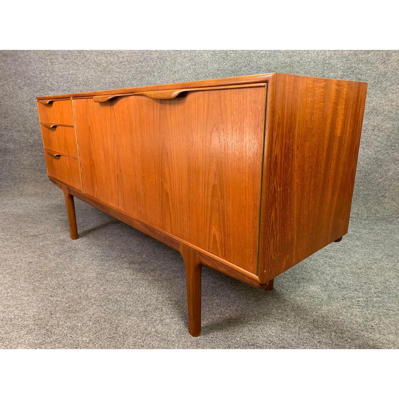 Vintage British Mid Century Modern Teak Dunvegan Compact Credenza by McIntosh image 9