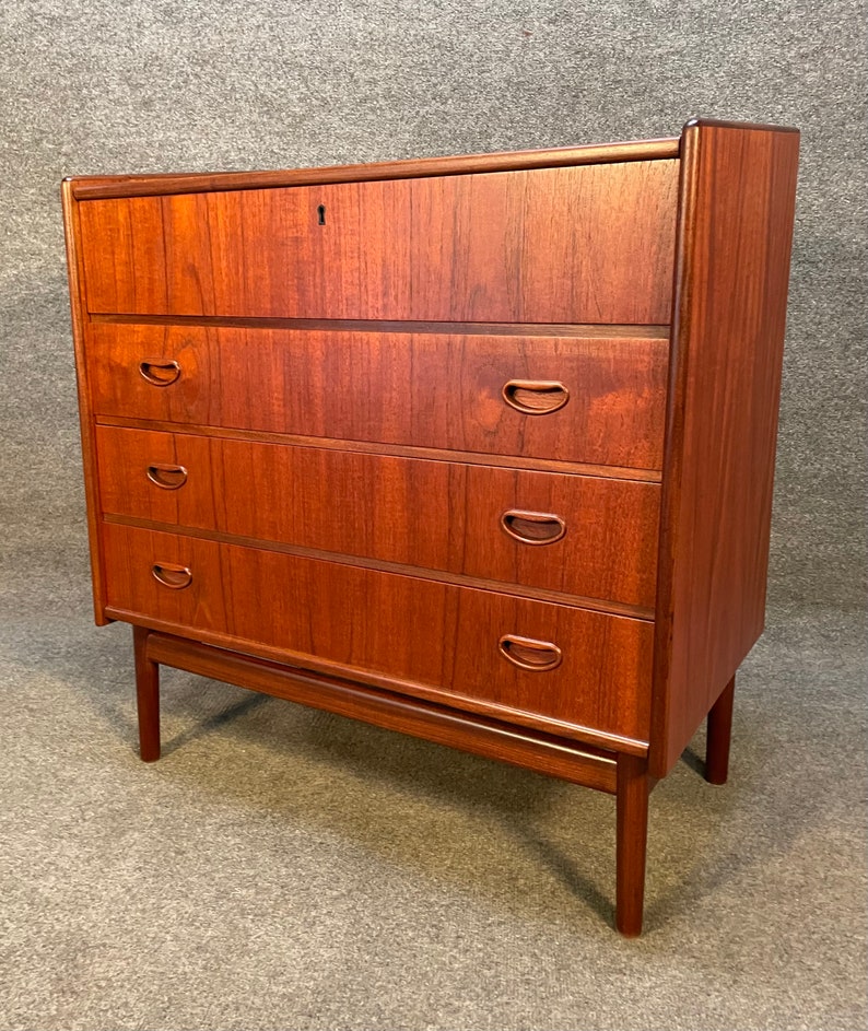 Vintage Danish Mid Century Modern Teak Dresser Vanity Attributed to Peter Hvidt image 3