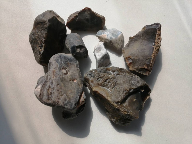 Flint 8 Natural Flint Sea Tumbled Flint Fire Starter Stone of