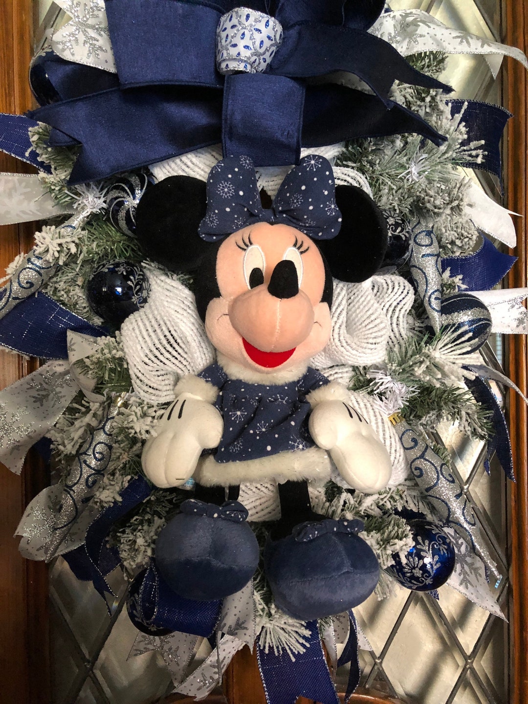 Minnie Mouse Winter Wreath, Minnie Disney, Minnie Christmas Wreath ...
