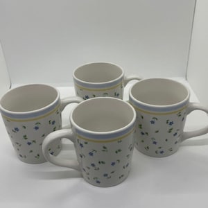 Vintage Pfaltzgraff Mugs Melissa Pattern Set of 4