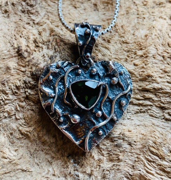 Etsy online moldavite necklace