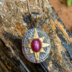 Star Ruby Pendant. Gold 18k. Silver 925 (681)