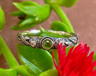 Moldavite Ring. Silver 925. 5 - 6 - 7 - 8 - 9 US Size (1308)