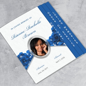 Modèle de programme d&#39;enterrement des roses bleues : pli progressif, 8 pages, 8,5 x 14 (toile, MS Word, pages)