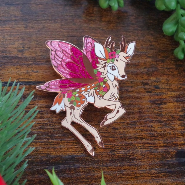 Broche en émail à paillettes dures Cerf Faerie Fairycore Cottagecore Animaux des forêts