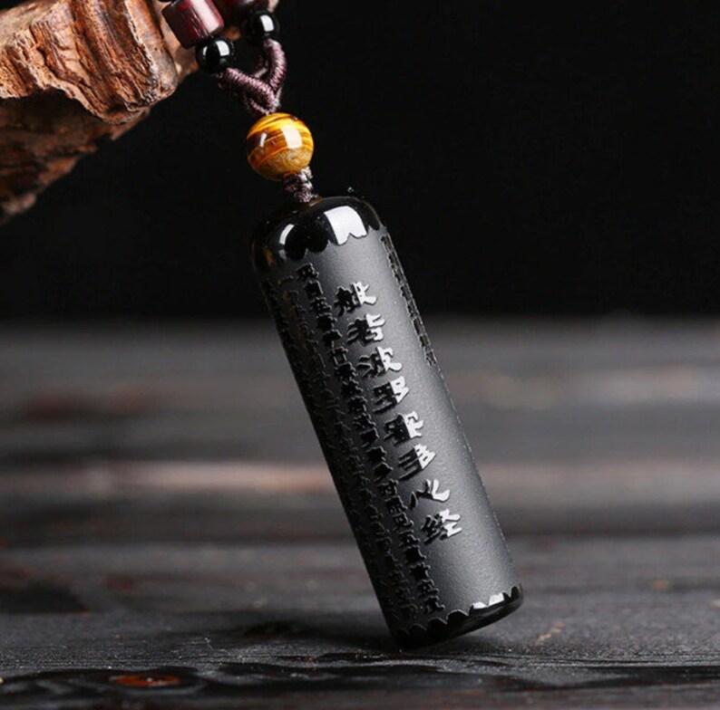 Tibetan black obsidian amulet Clearance