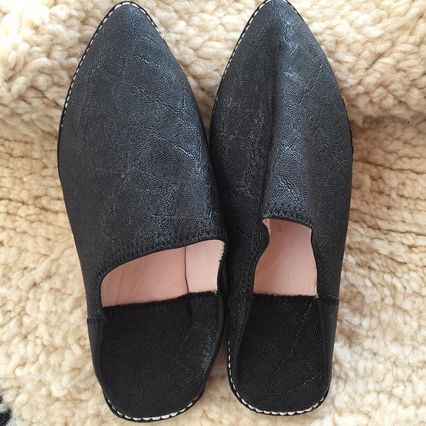 Moroccan Traditional Babouche, Handmade Leather Slippers - Black