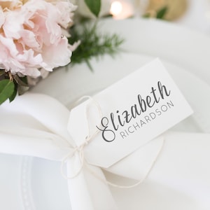 Etiquetas colgantes con nombre editables, tarjetas de lugar para bodas, plantillas de etiquetas de regalo imprimibles