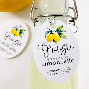 Italian Wedding Guest Favors, Custom Limoncello Bottle Tags (Set of 9)