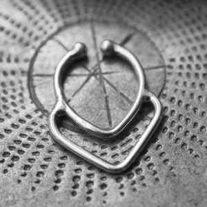 Silver crescent moon fake Piercing ring\fits septum, Tragus, Helix, nose ring\No Piercing\925 sterling silver\fake helix piercing