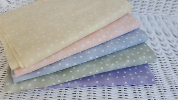 Pastel Rose Floral Blenders 100/% Cotton Fabric FQ Craft Quilting Patchwork