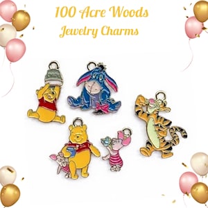 Halsband och armband med karaktär från 100 Acre Woods - Berlocker - Nalle Puh, Nasse, Ior och Tiger!