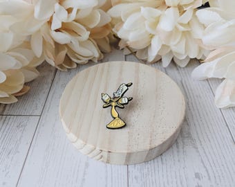 Pin esmaltado Lumière de 2,5 cm – Charm de candelabro de La Bella y la Bestia