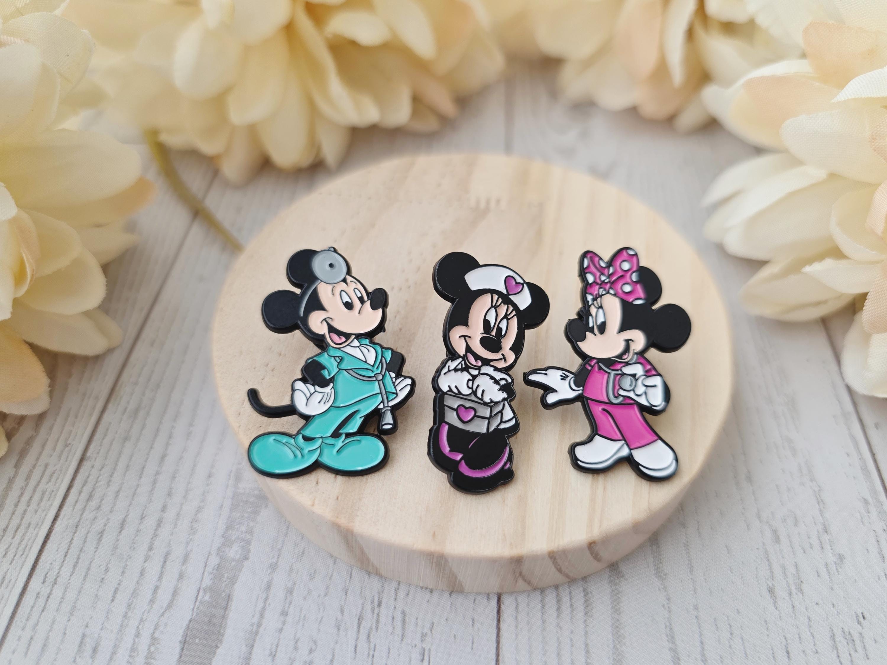 Nurse minnie - Etsy 日本