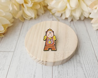 Pin esmaltado de Cogsworth de 2,5 cm (1 pulgada) – Charm de reloj de La Bella y la Bestia