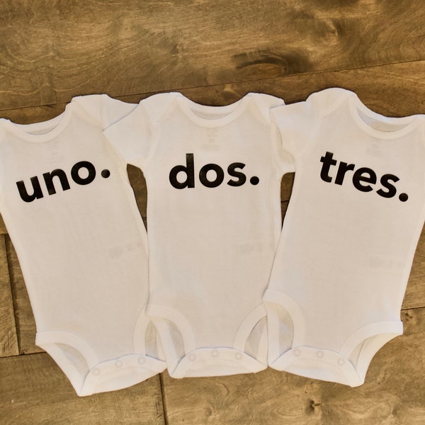 Triplet Bodysuit Set, Triplet Outfit, Outfit for triplets, new baby, baby reveal outfit, maternity gift, gender reveal, uno, dos, tres baby