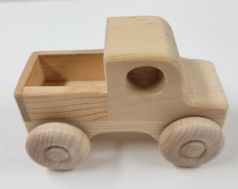 Camión de juguete de madera personalizado: colores y artículos de cama personalizados