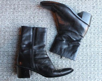 Vintage black leather heeled boots size 6 M