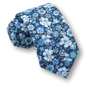 Floral Men&#39;s necktie, Skinny Necktie, Skinny Tie, Skinny Mens Tie, Skinny tie, Cotton Skinny Tie.