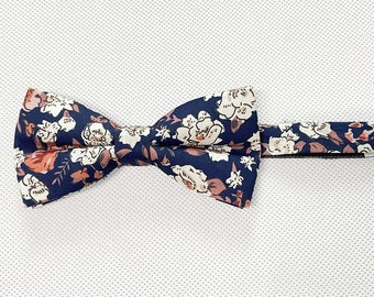 Kids Floral Pre-tied Bowtie. Mens Pre-tie bowtie.