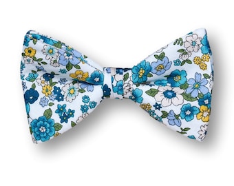 White pre-tied Bowtie. Mens Pre-tied bowtie. Pre-tied Bowtie