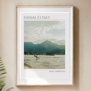 Hanalei Bay Travel Poster – Vintage-Inspired Kauai Wall Art, Hawaiian Surf Print, Tropical Beach Decor