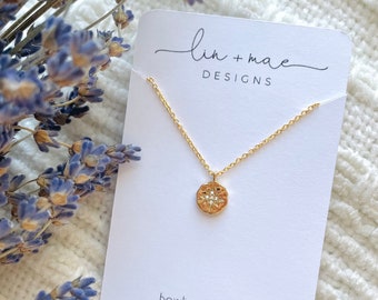 Dainty Compass Necklace // Journey // Silver / Gold // Delicate Chain