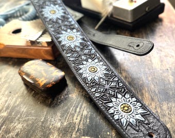 Walker And Williams LIH-1 Hand Carved Premium Black Leather Guitar Strap With Silver And Gold Zodiac Star Design For All Guitars
