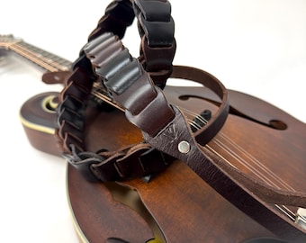 Walker And Williams M-71-CGN/BLK Throwback Series Hickory Brown And Black Grain Leather "Latch" Mandolin Strap For F And A Type Mandolins