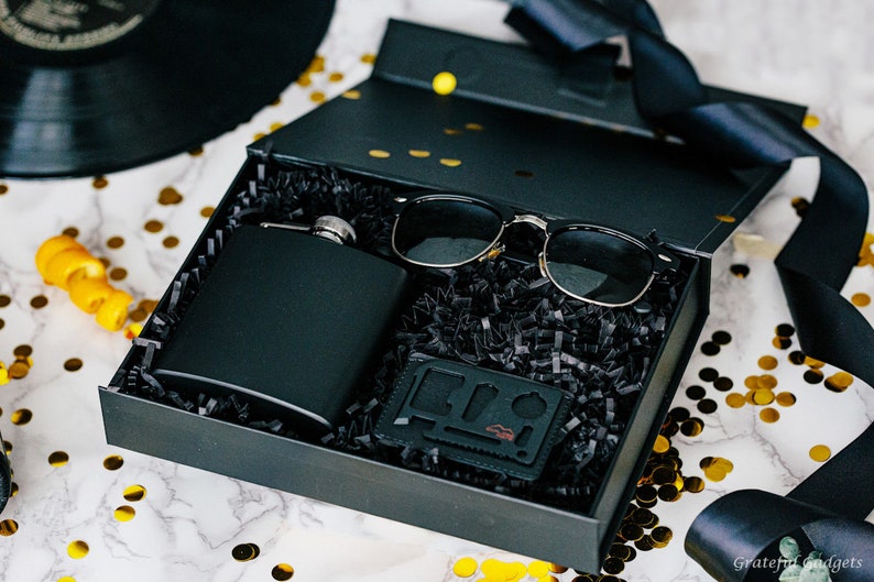 Groomsmen Gift Box, Complete Groomsman Gift Set, Men's Sunglasses, Black Flask, Bottle Opener, Personalized Message, Luxury Gift Box image 3