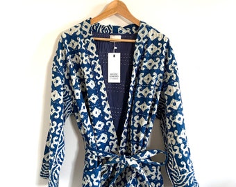Kimono bohème vintage réversible bleu  taille unique unisex, kantha jacket, vintage kantha jacket, pink kantha, block printing blue jacket