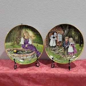 Classic Fairy Tale Plates The Frog King AND Hansel & Gretel 2 Grimm Brother&#39;s Kaiser Collector Plates Child Room Nursery Decor GIFT